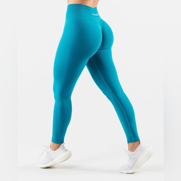 Alphalete Pants - 🆕Alphalete - Amplify gravity legging